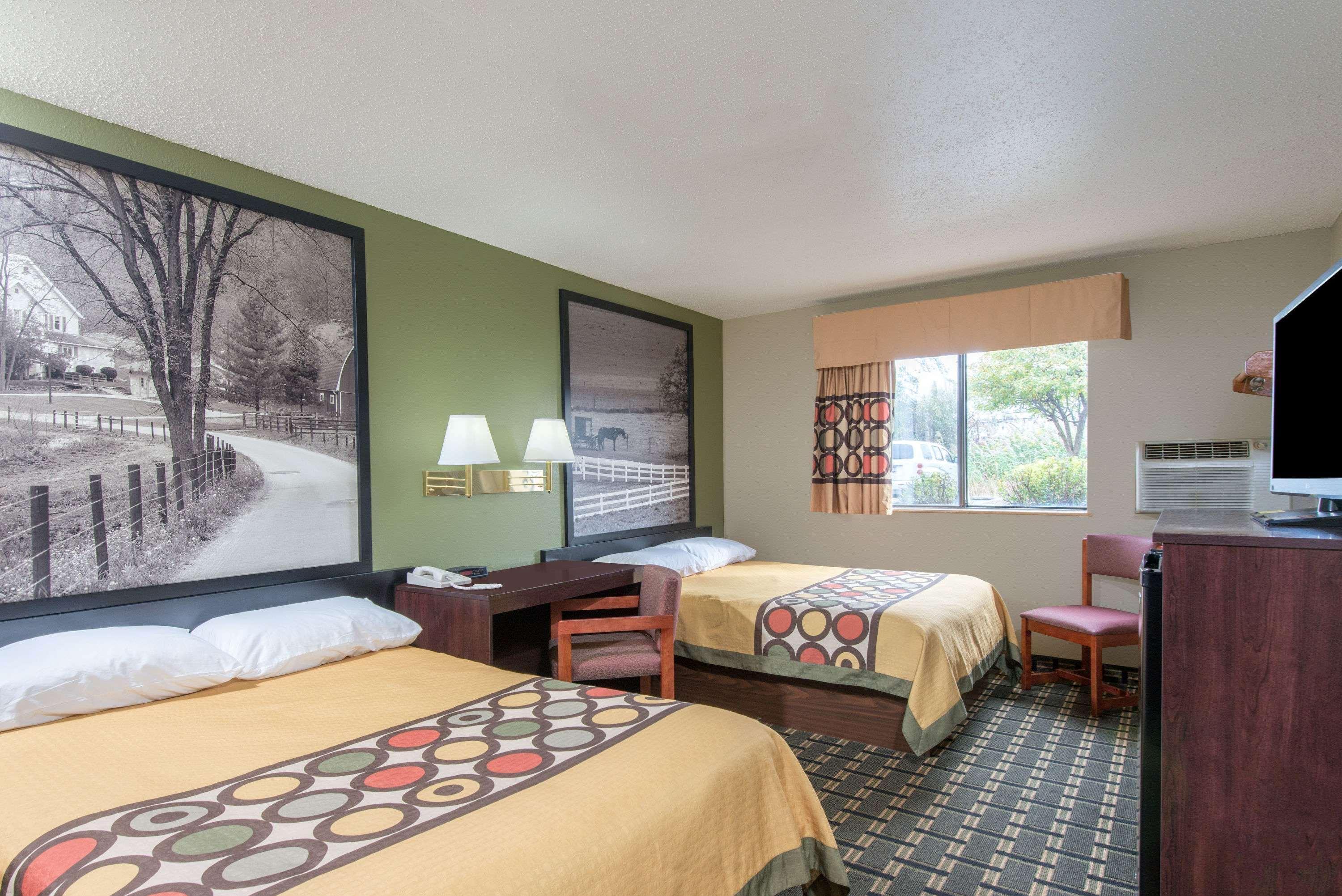 Super 8 By Wyndham Youngstown/Austintown Exterior photo